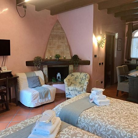 Monolocale Elvira Abbadesse Guest House Milan Extérieur photo