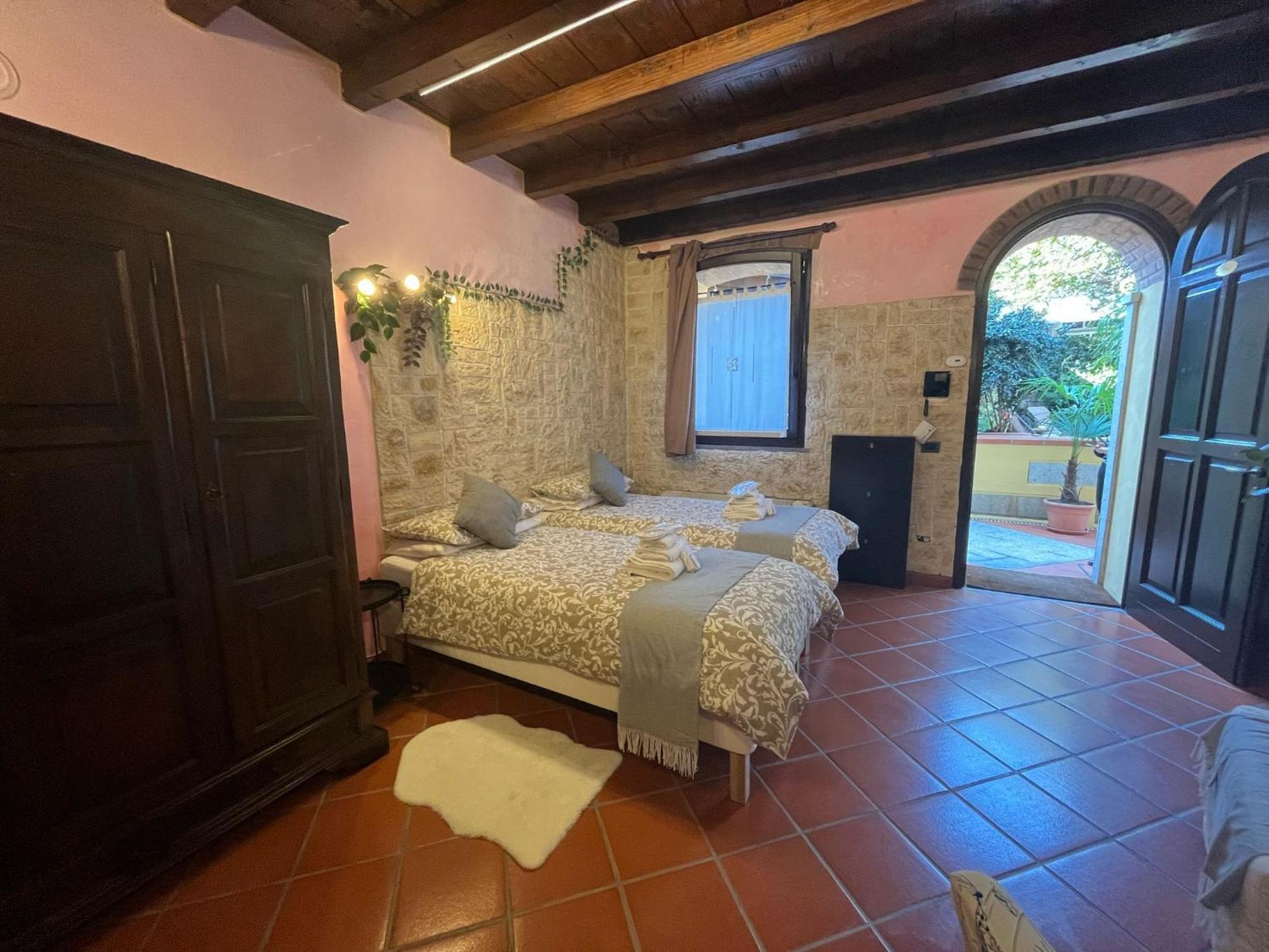Monolocale Elvira Abbadesse Guest House Milan Extérieur photo