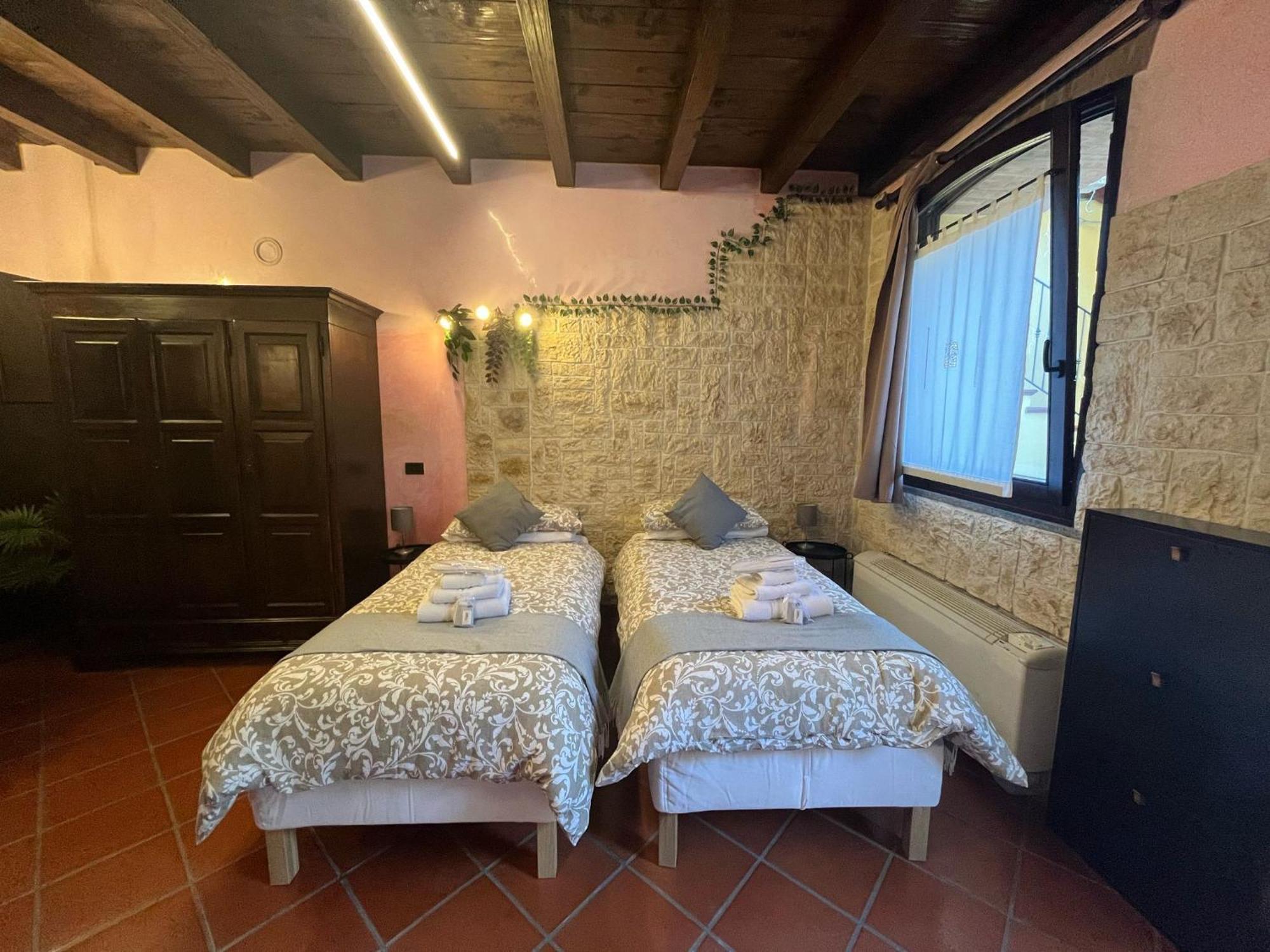 Monolocale Elvira Abbadesse Guest House Milan Extérieur photo